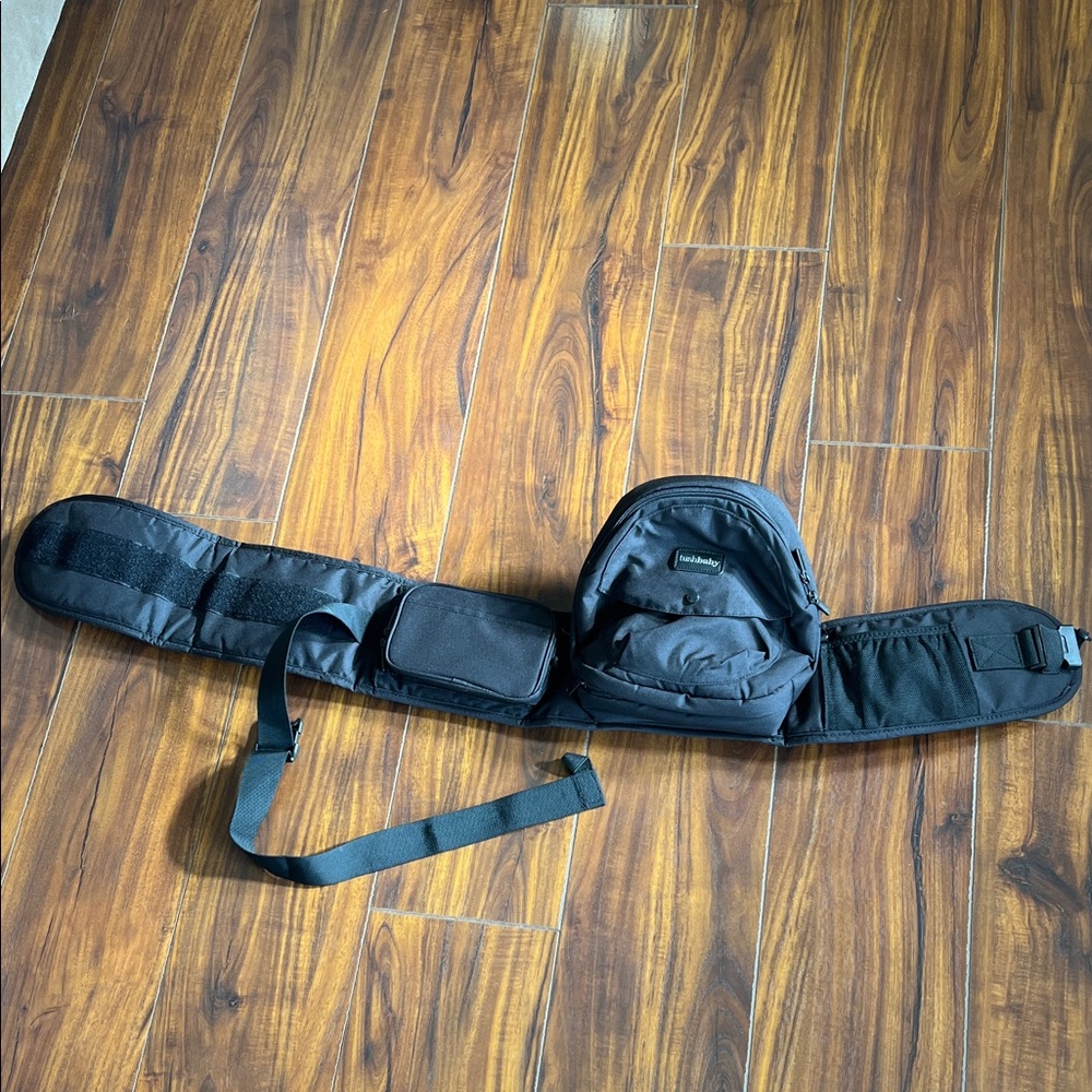 Tushbaby hip carrier
